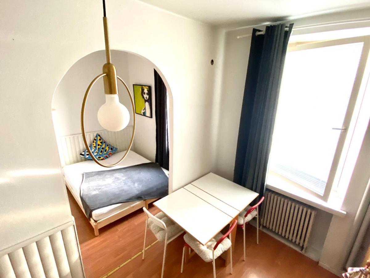 Small Home In Kamppi ヘルシンキ エクステリア 写真