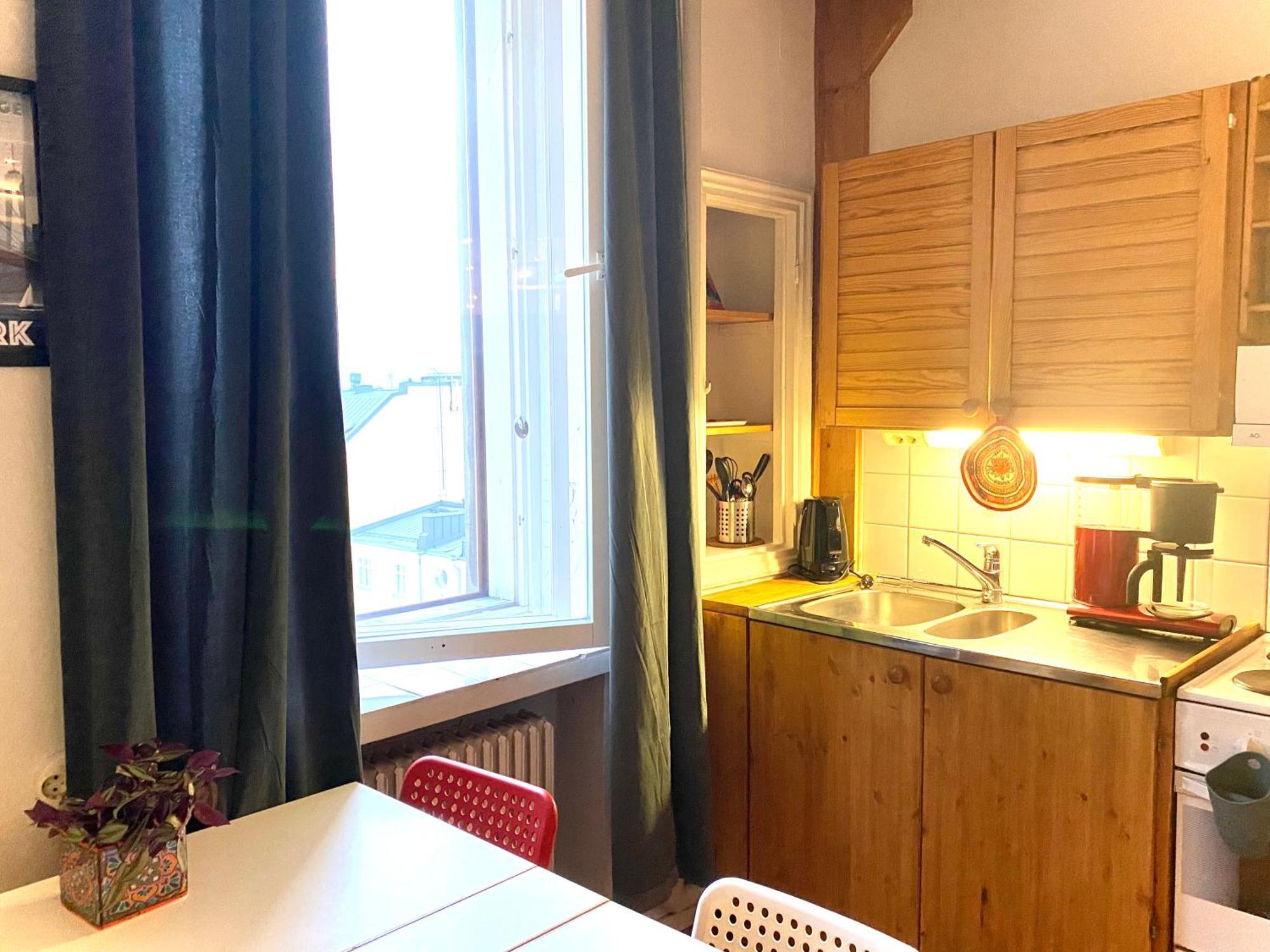 Small Home In Kamppi ヘルシンキ エクステリア 写真